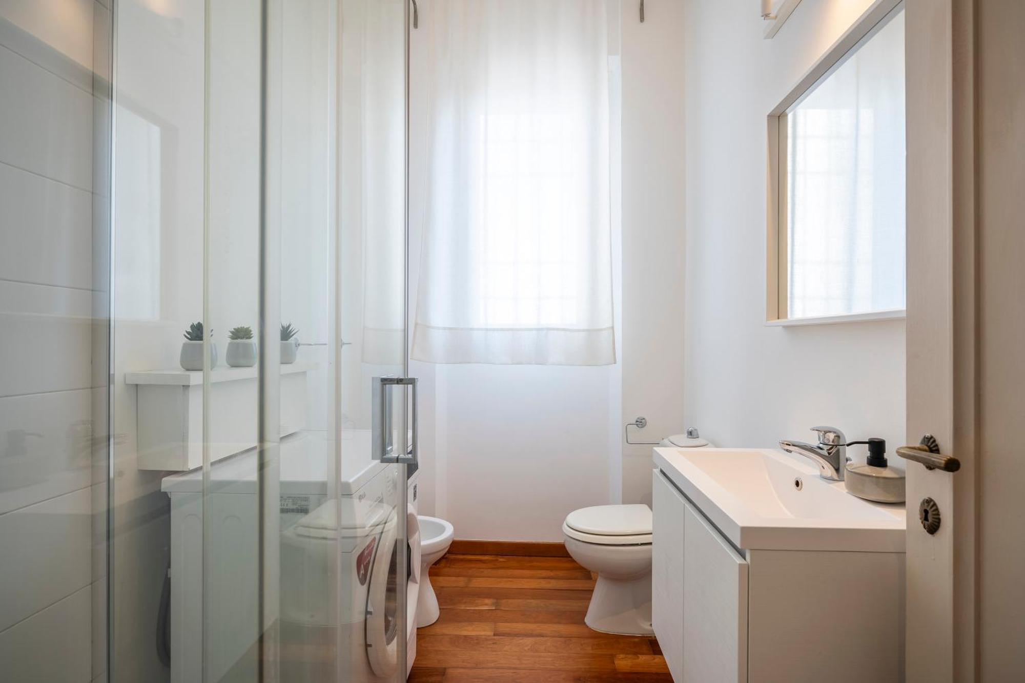 The Luxor - Angelico Apartment