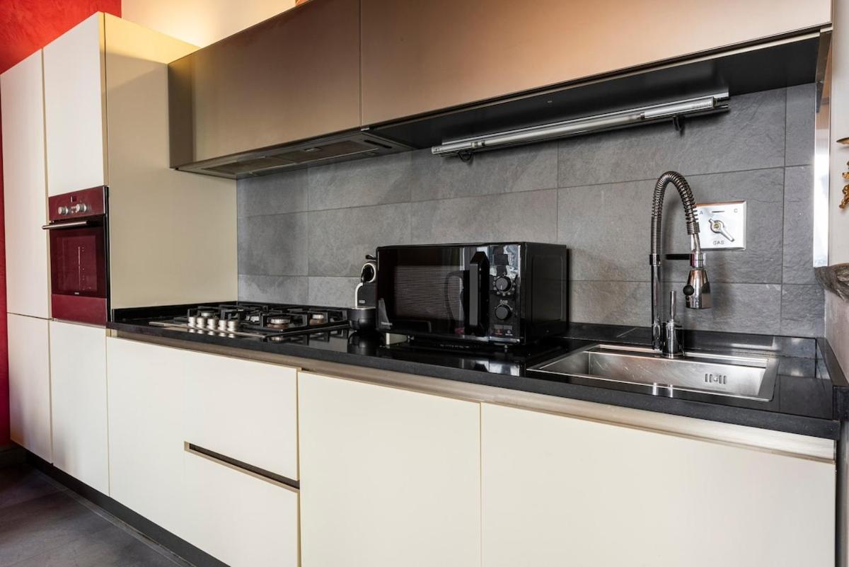 Cosy In Glamorous Santo Spirito Apartment