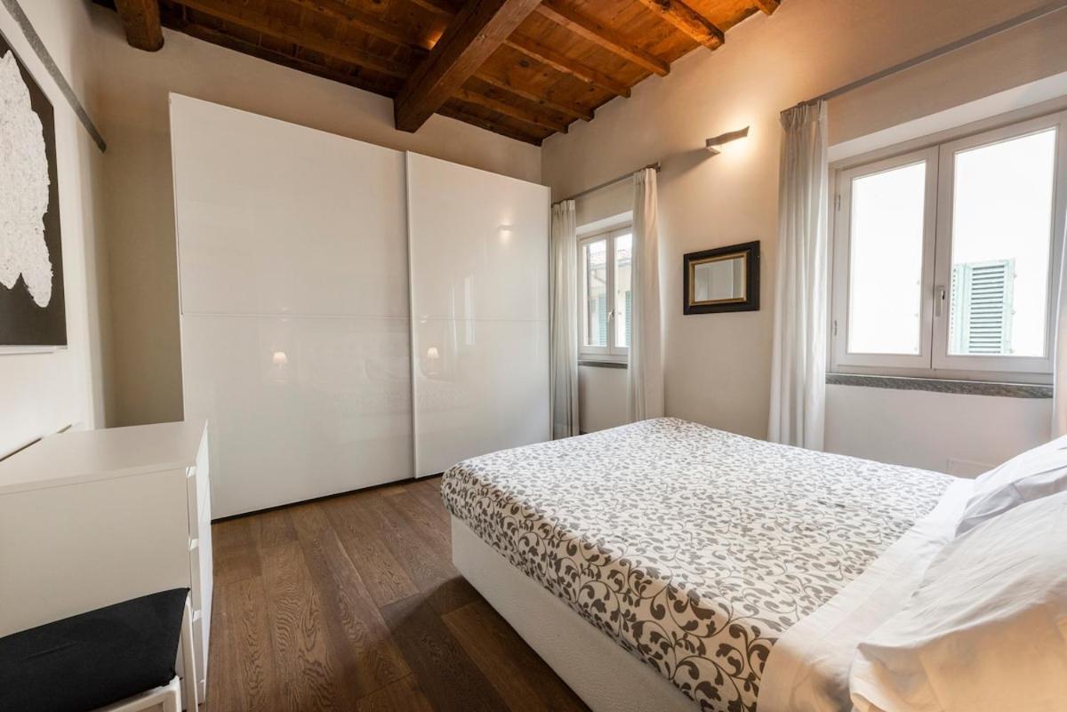 Cosy In Glamorous Santo Spirito Apartment Florence