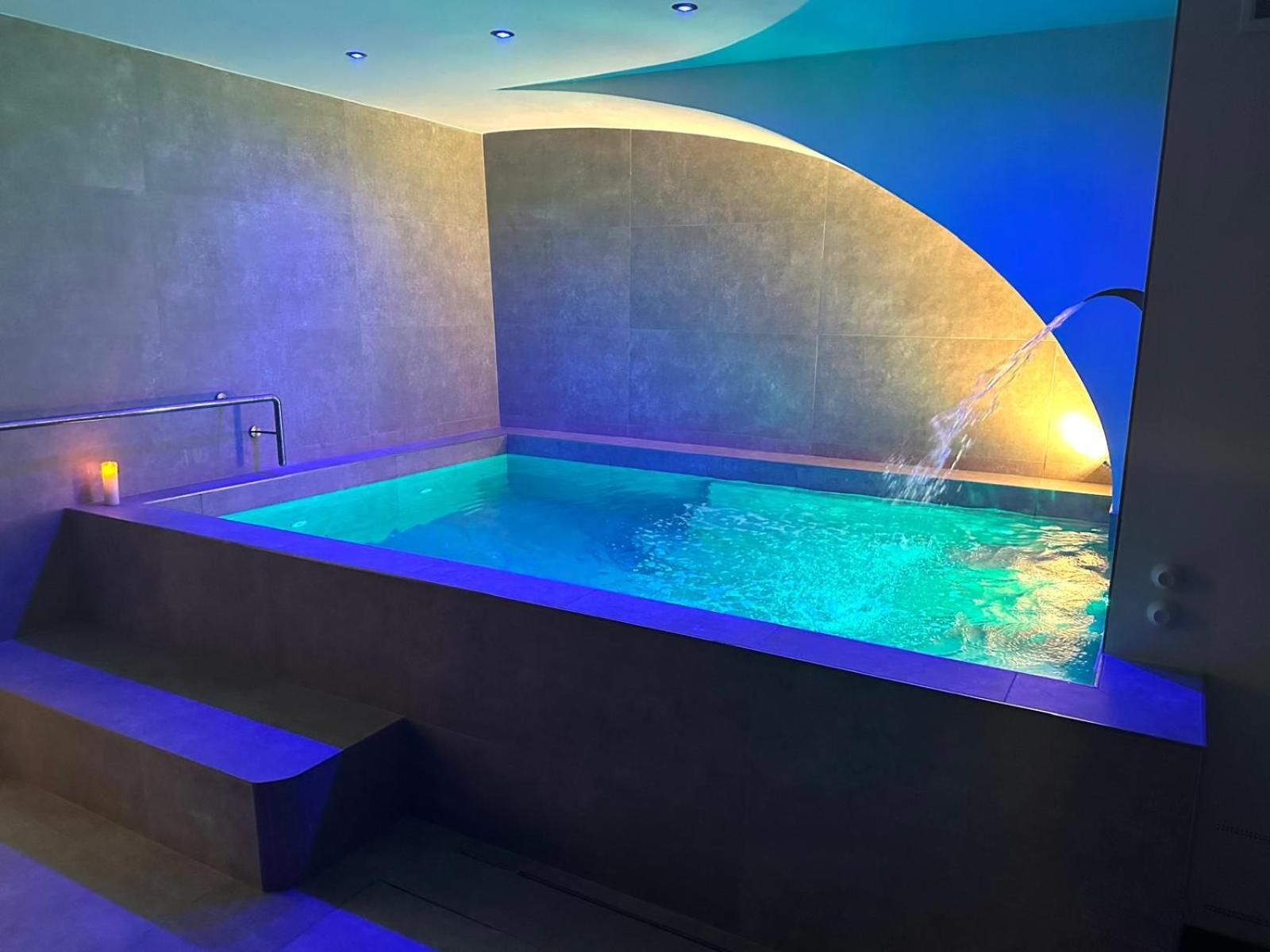 Aparthotel Dimora Collection - Le Corti - Boutique Luxury In A Restored 13th Century Convent, With Sauna And Gym (adults Only) *