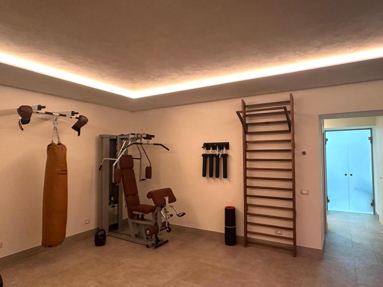 Dimora Collection - Le Corti - Boutique Luxury In A Restored 13th Century Convent, With Sauna And Gym (adults Only)
