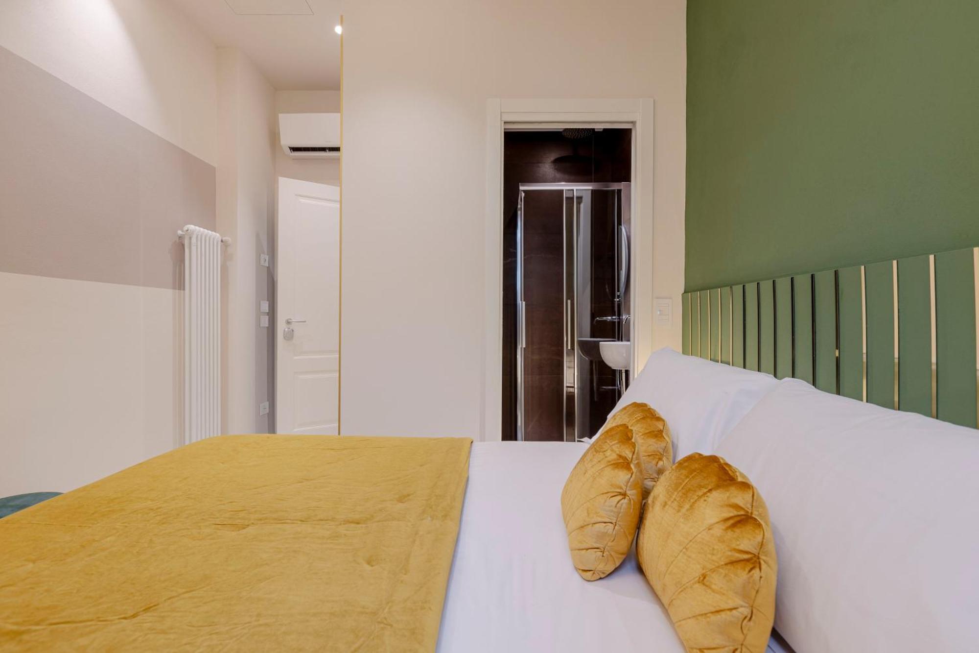 Bed & Breakfast Seasons *
