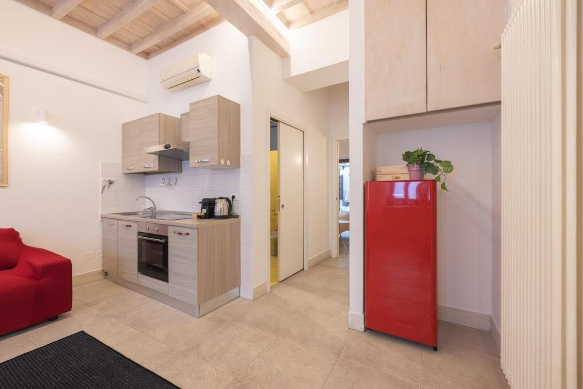 Apartment Strozzi Travel Florence