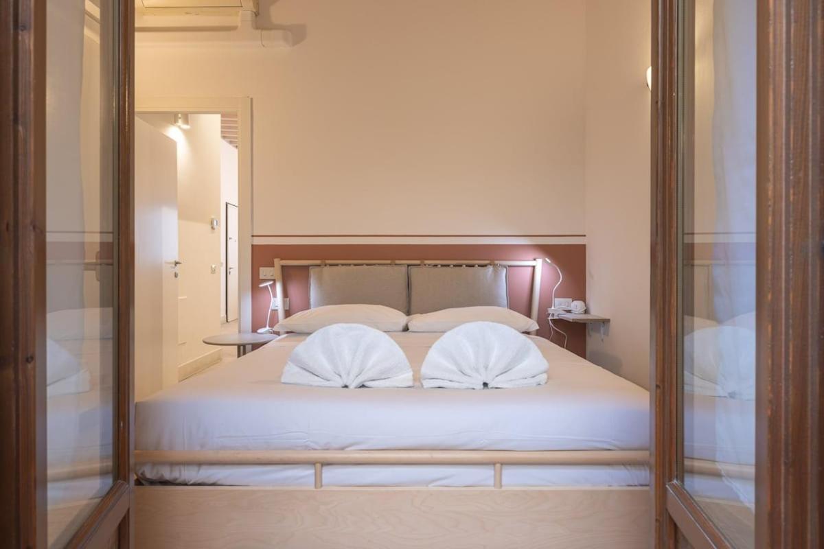 Apartment Strozzi Travel Florence