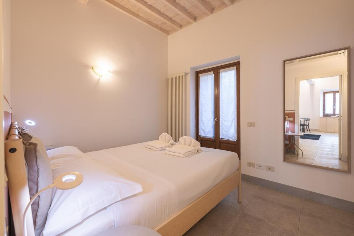 Apartment Strozzi Travel Florence