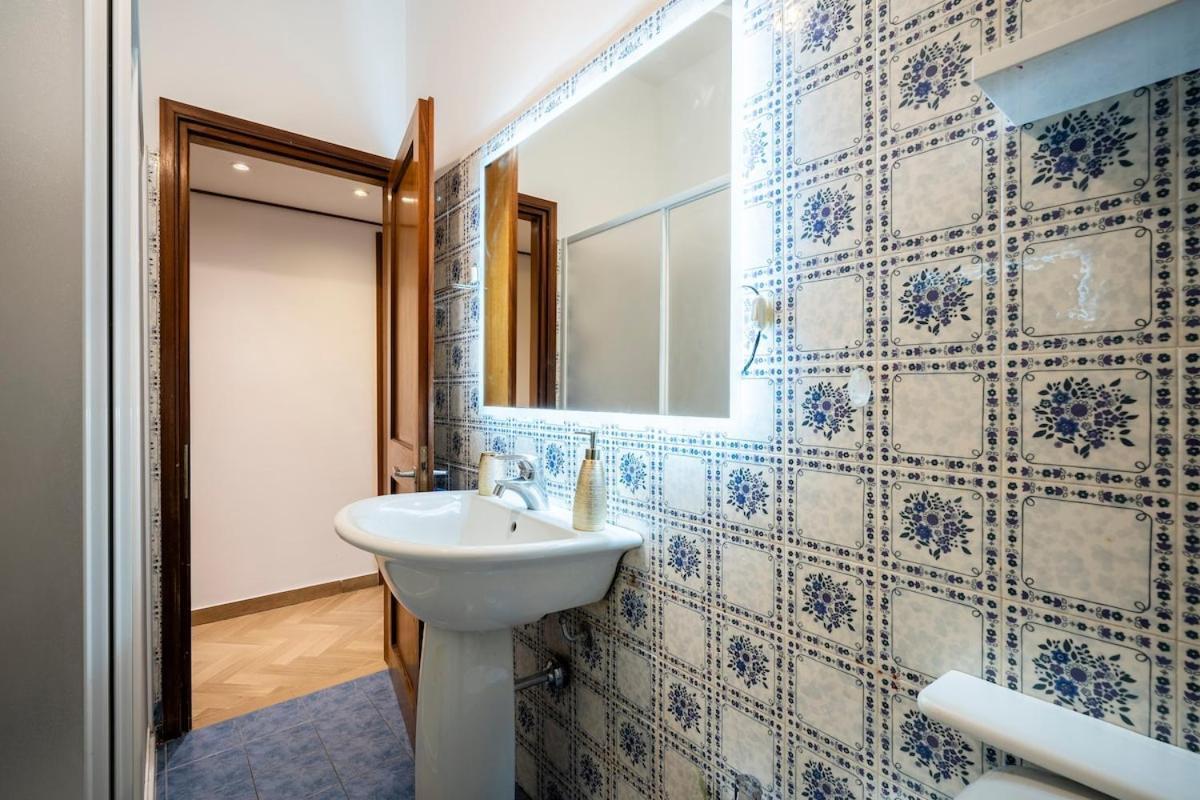Near Airport 6 Guests - Big Elegant Apartment *