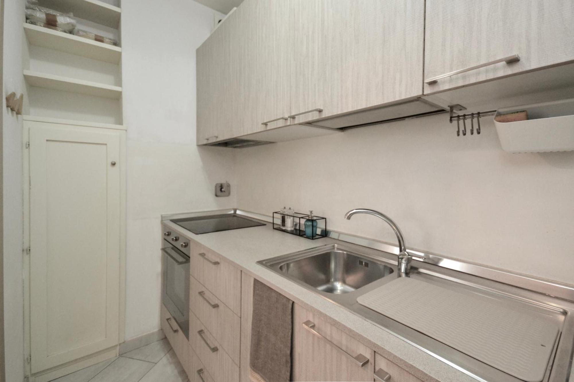 In San Frediano Diladdarno Apartment *