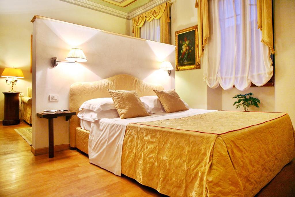 Tornabuoni La Petite Aparthotel Florence