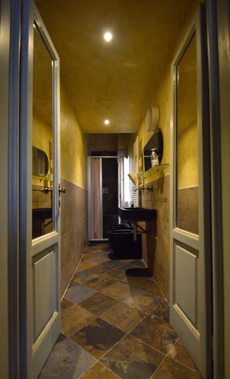 Dimora Fiorentina Pitti Atelier Apartment