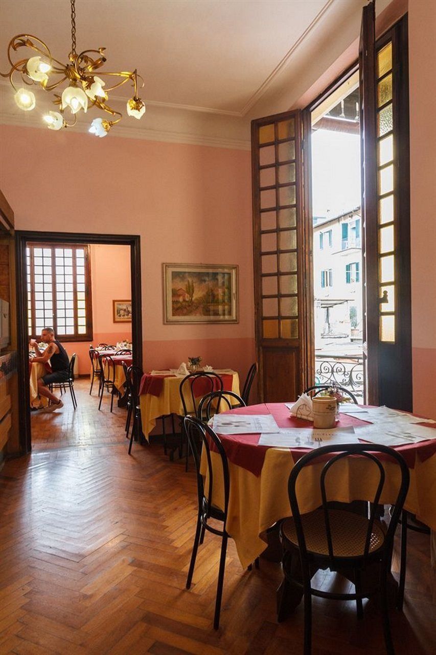 Flom Boutique Hotel