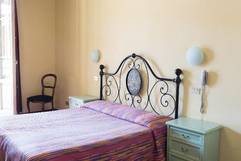 Hotel Flom Boutique 4*