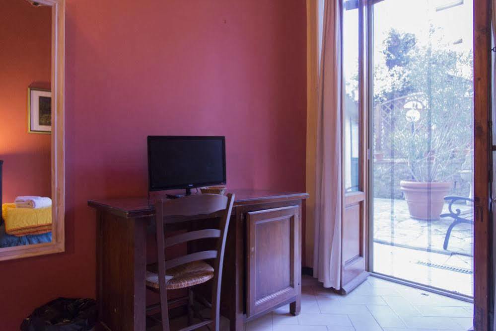 Decamerone Bed & Breakfast 3*