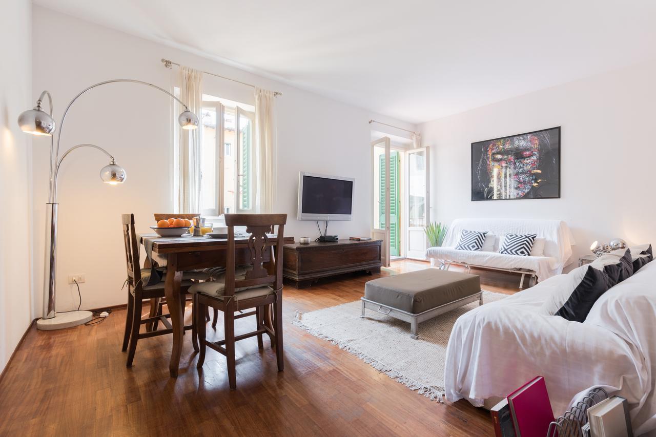 Beautiful Terrace Santo Spirito Apartment *