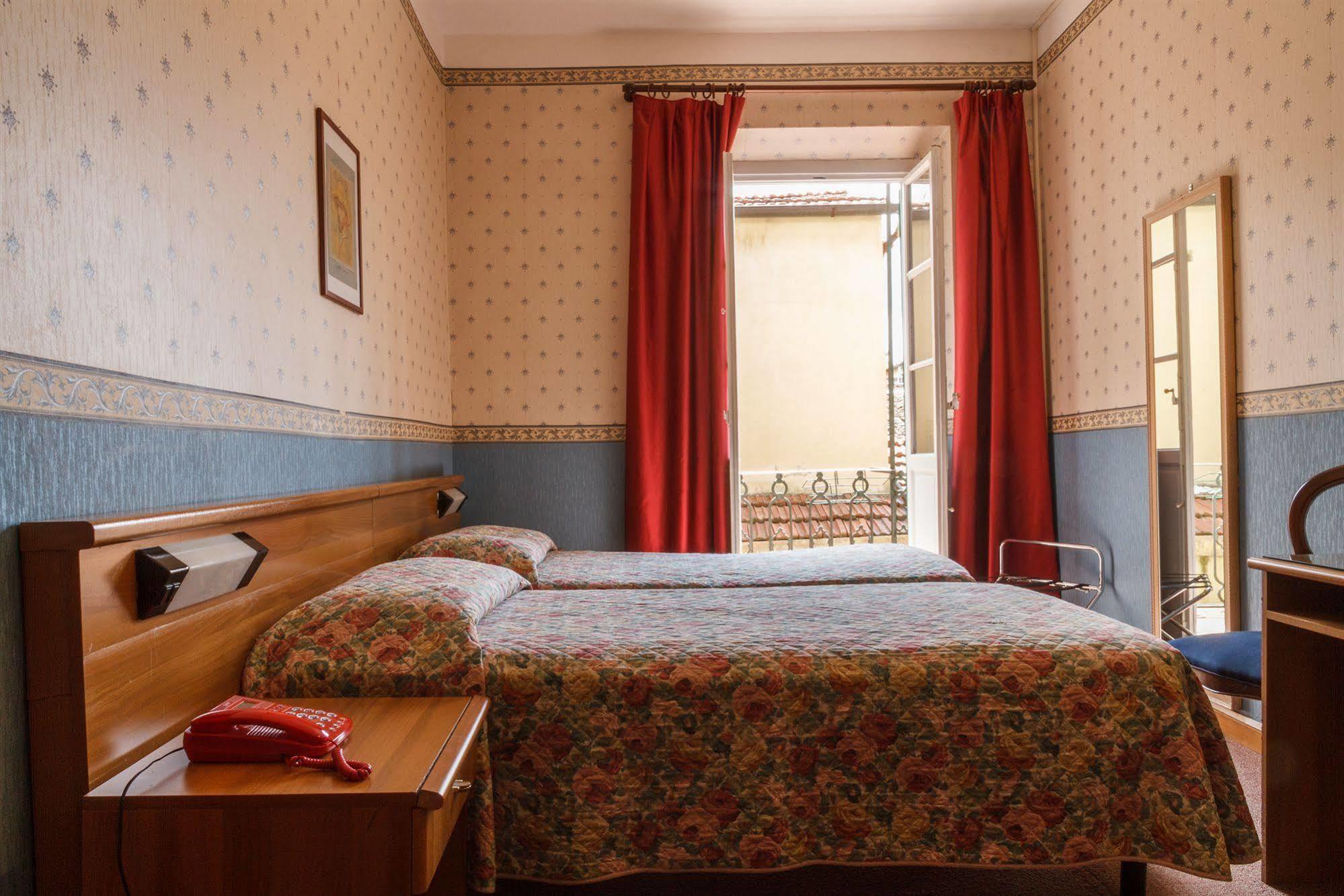 Flom Boutique Hotel 4*