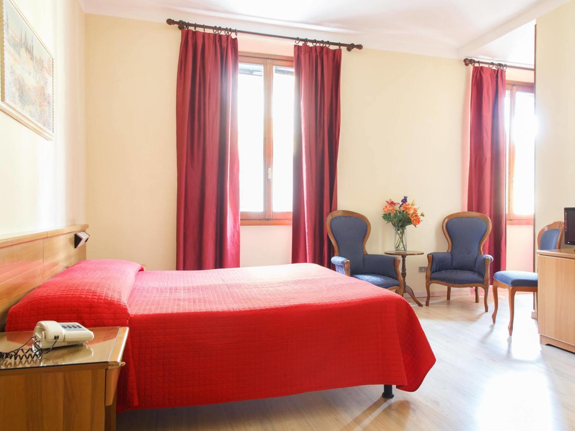 Flom Boutique 4* Florence