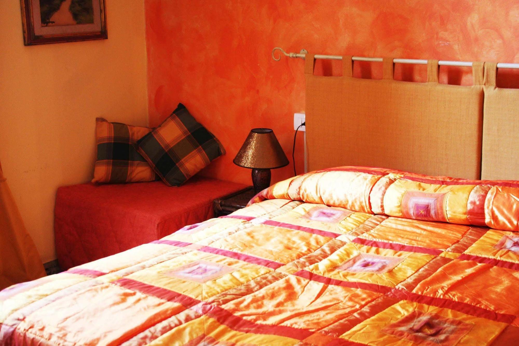 Guest house A Casa Di Virgilio 3*
