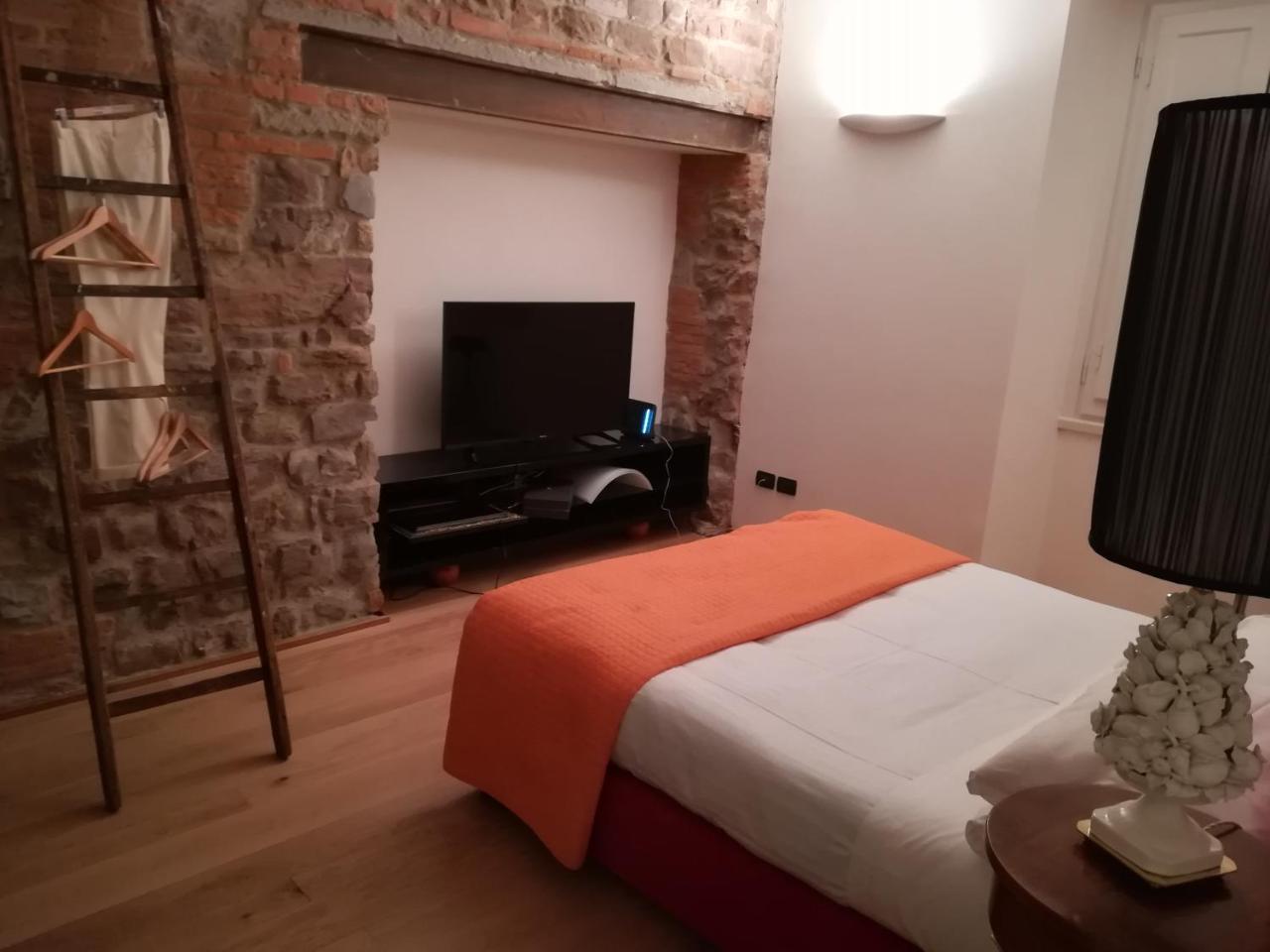 La Scala Guest house 2*