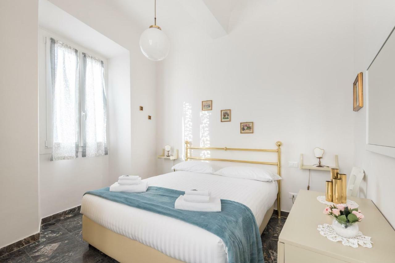 Le Grazie In Superb Location *