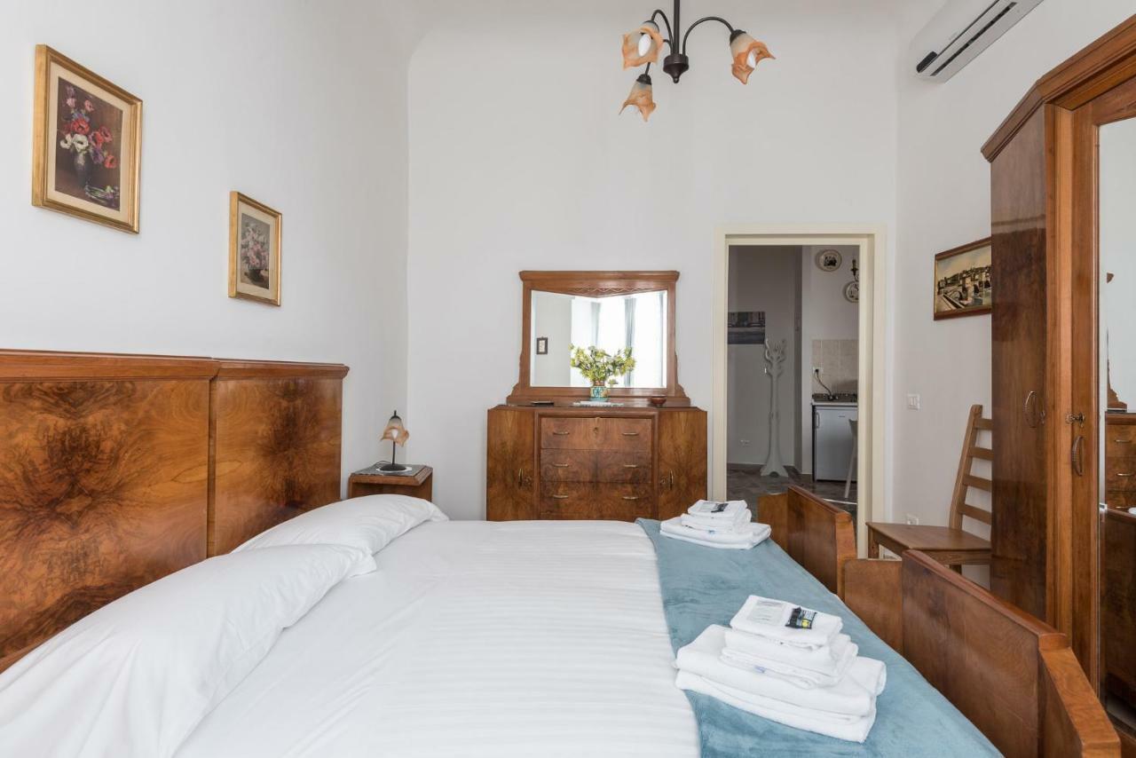 Le Grazie In Superb Location