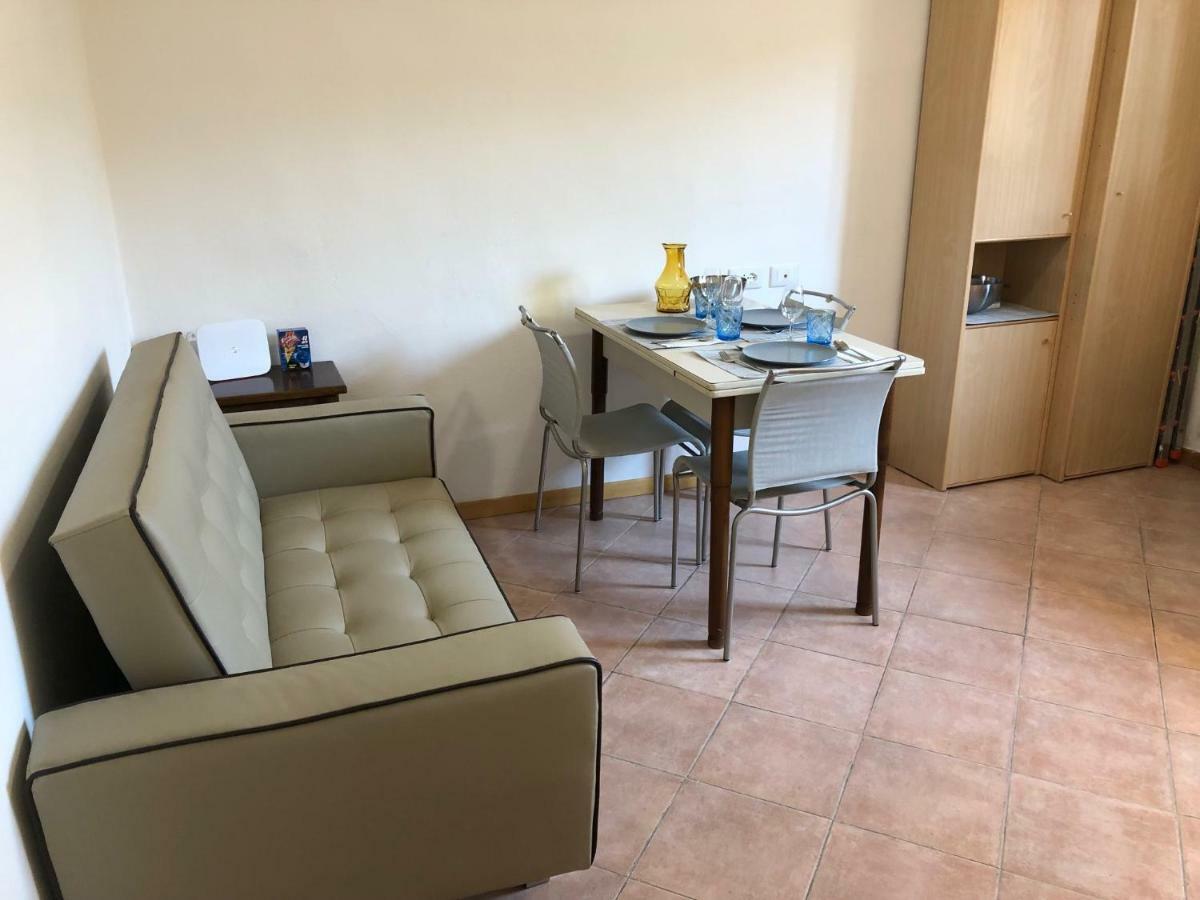 Piaggione Apt, Galante In Appartamento *