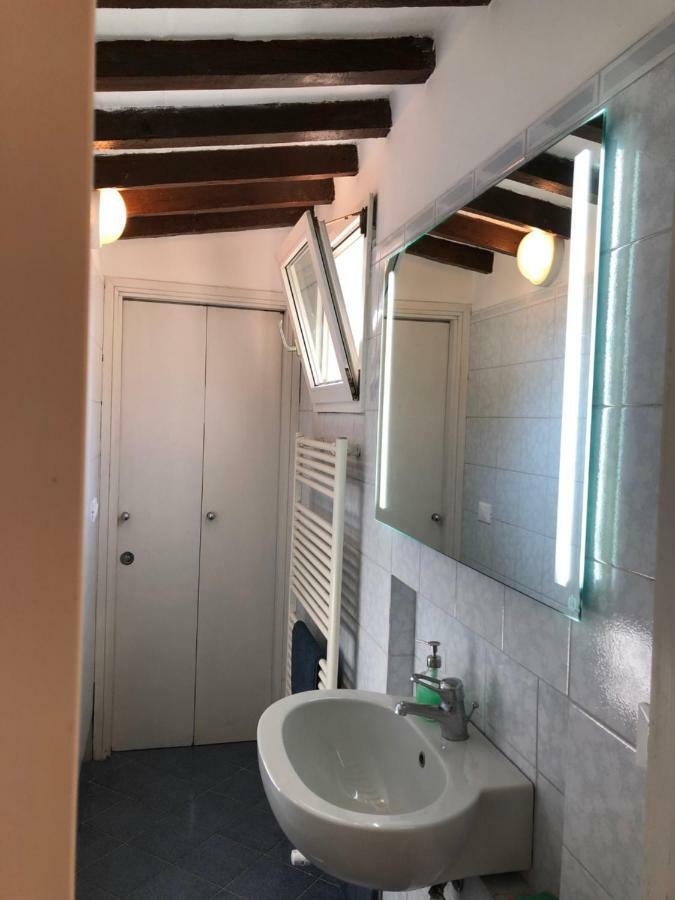 Piaggione Apt, Galante In * Firenze