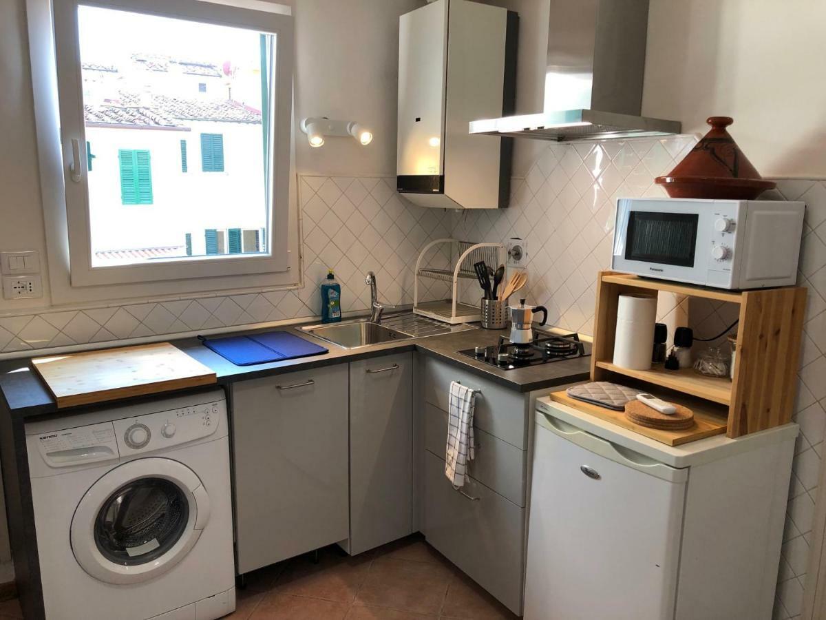 Piaggione Apt, Galante In * Firenze