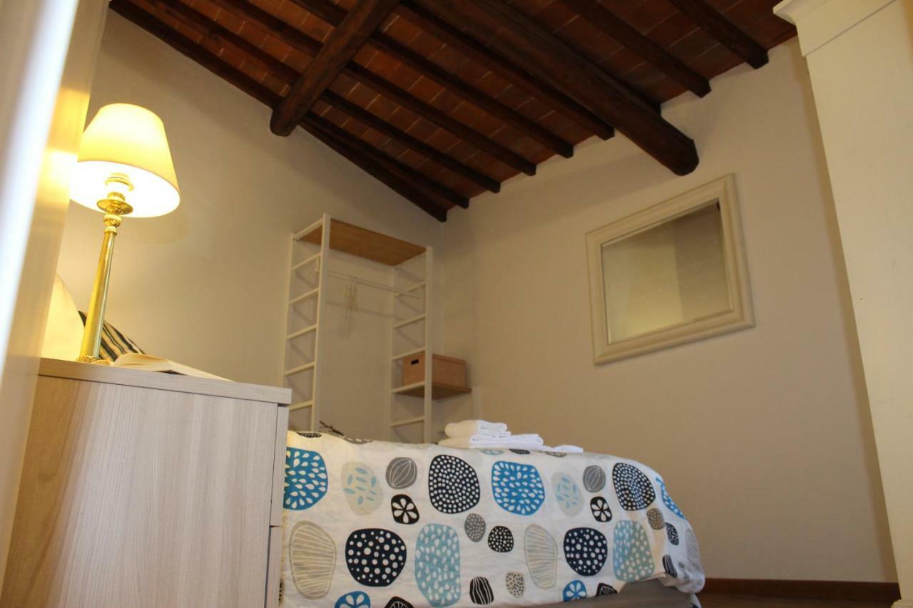 San Lorenzo Market Cozy & Quiet Florence