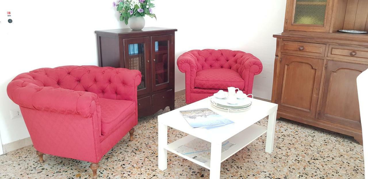 La Casa Di Chiara Apartment *