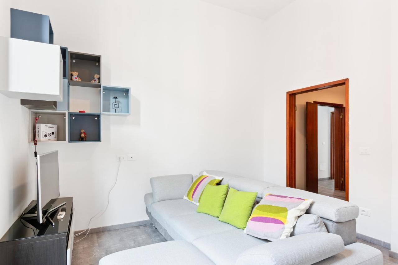 Piazza Alberti With Terrace Apartment *