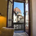 Cappelle Medicee Luxury Flat