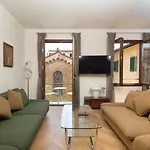 San Remigio Apartment