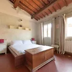 Medieval Tower House Near Ponte Vecchio - Florence