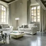 Strozzi Square Amazing House