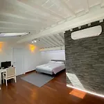 Airport Suite