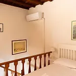 Charming 1Br Apartment