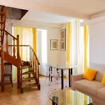 Charming 1Br Apartment