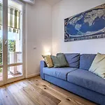 Yid Buonvicini Design Apt In Florence Out Of Ztl