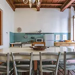 Space, Comfort And Beauty Near Ponte Vecchio