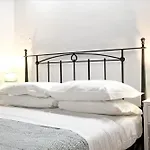 Wine Apartments Florence Ribolla