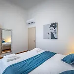 Yid Apartment With Little Garden