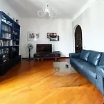 Cozy Apartment In Florence