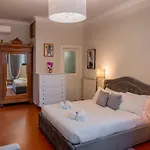 Lungarno Florence Apartment