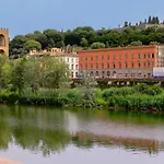 Lungarno Florence Apartment