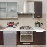 Landini Apartment By Florence Sweet Homes