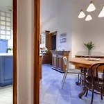 Pisana Apartment By Mamo Florence
