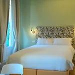 B&B Magnolia