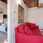 Lilly\'S Apartment Firenze