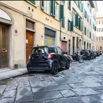 Via Buonarroti, 8 - 12 Minutes Walk To Duomo - Florence Bright & Cozy Apartment - Florence Charming Apartments
