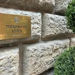 Tornabuoni Living