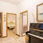 La Farina Suite Home